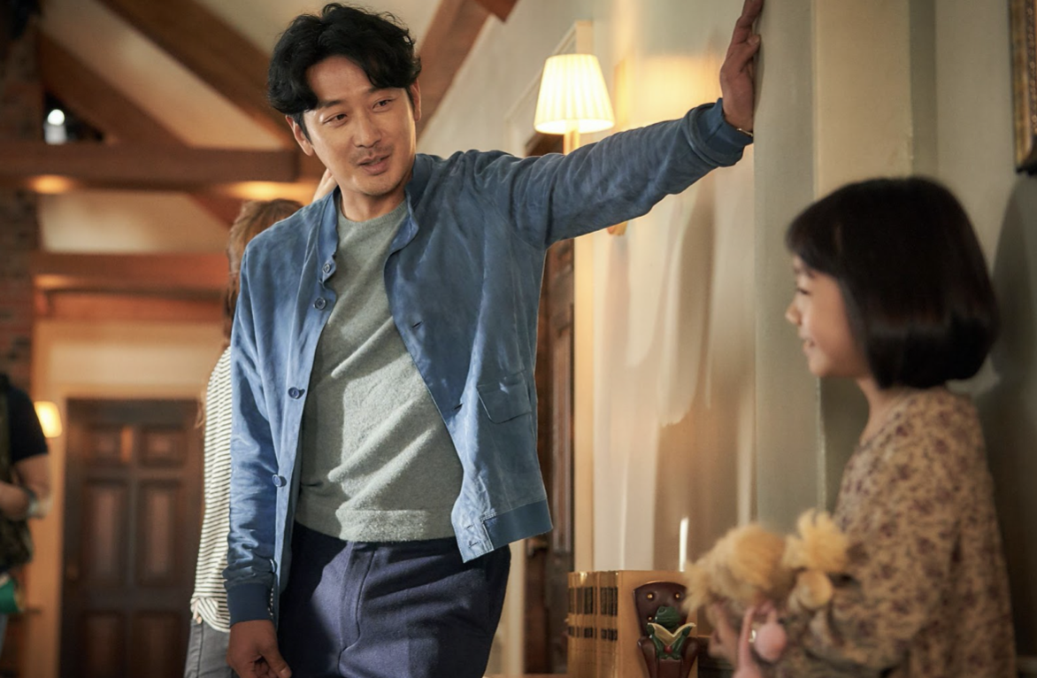 河正宇去年2月推出電影《陰櫥》後,已有一年多沒有新作品問世。(翻攝自daum movie)