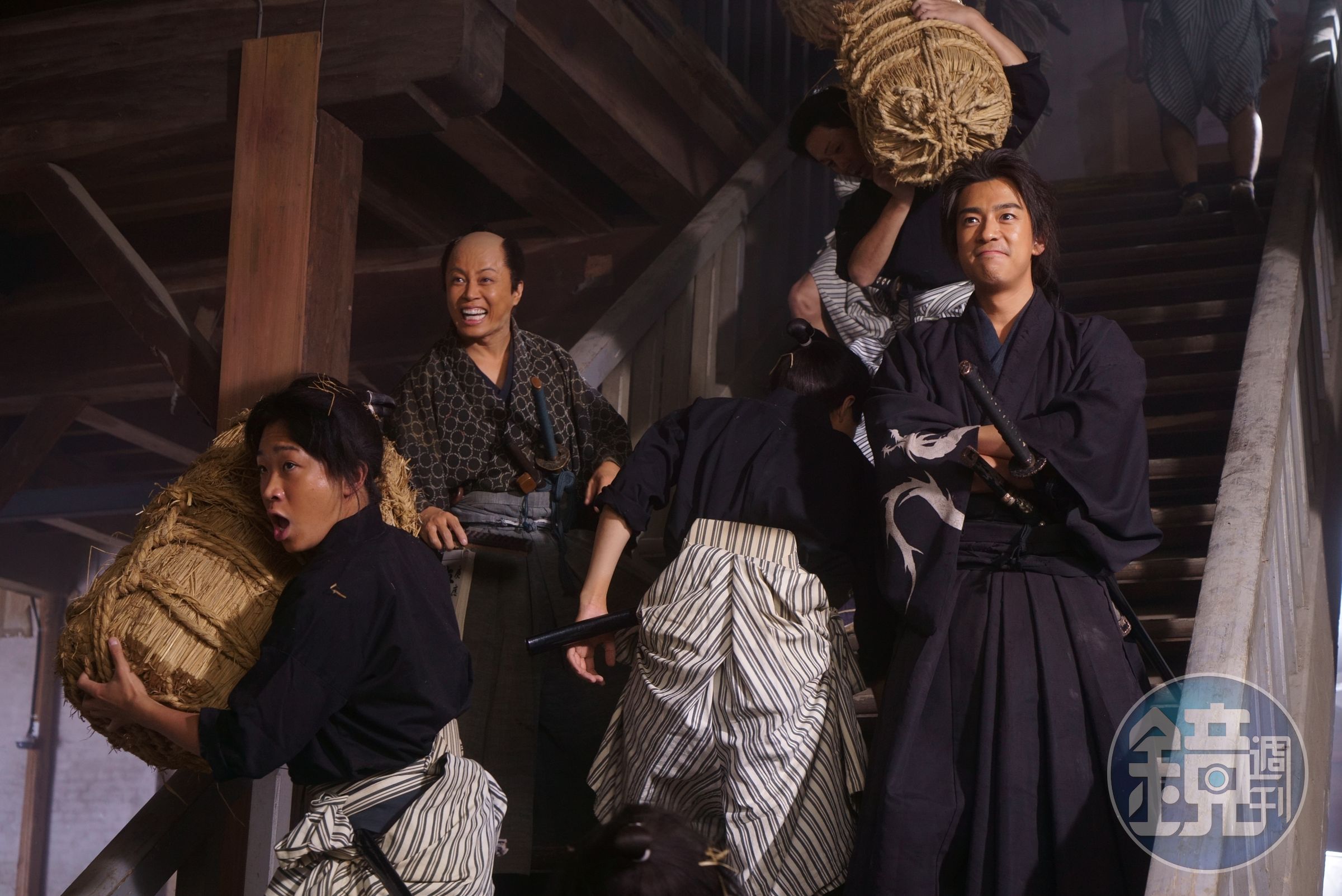 三浦翔平（右）和西川貴教在《天外者》分別飾演知名歷史人物坂本龍馬和岩崎彌太郎。（天馬行空提供）