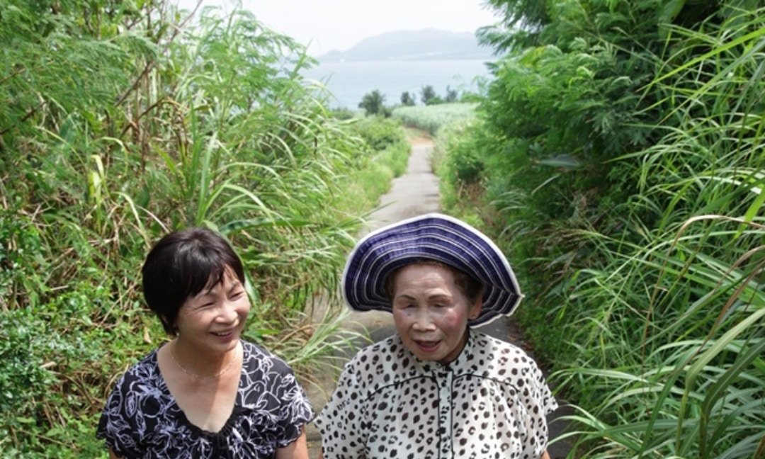 《海的彼端》以前往八重山務農墾荒的第一代台灣移民為主軸。（木林電影提供）