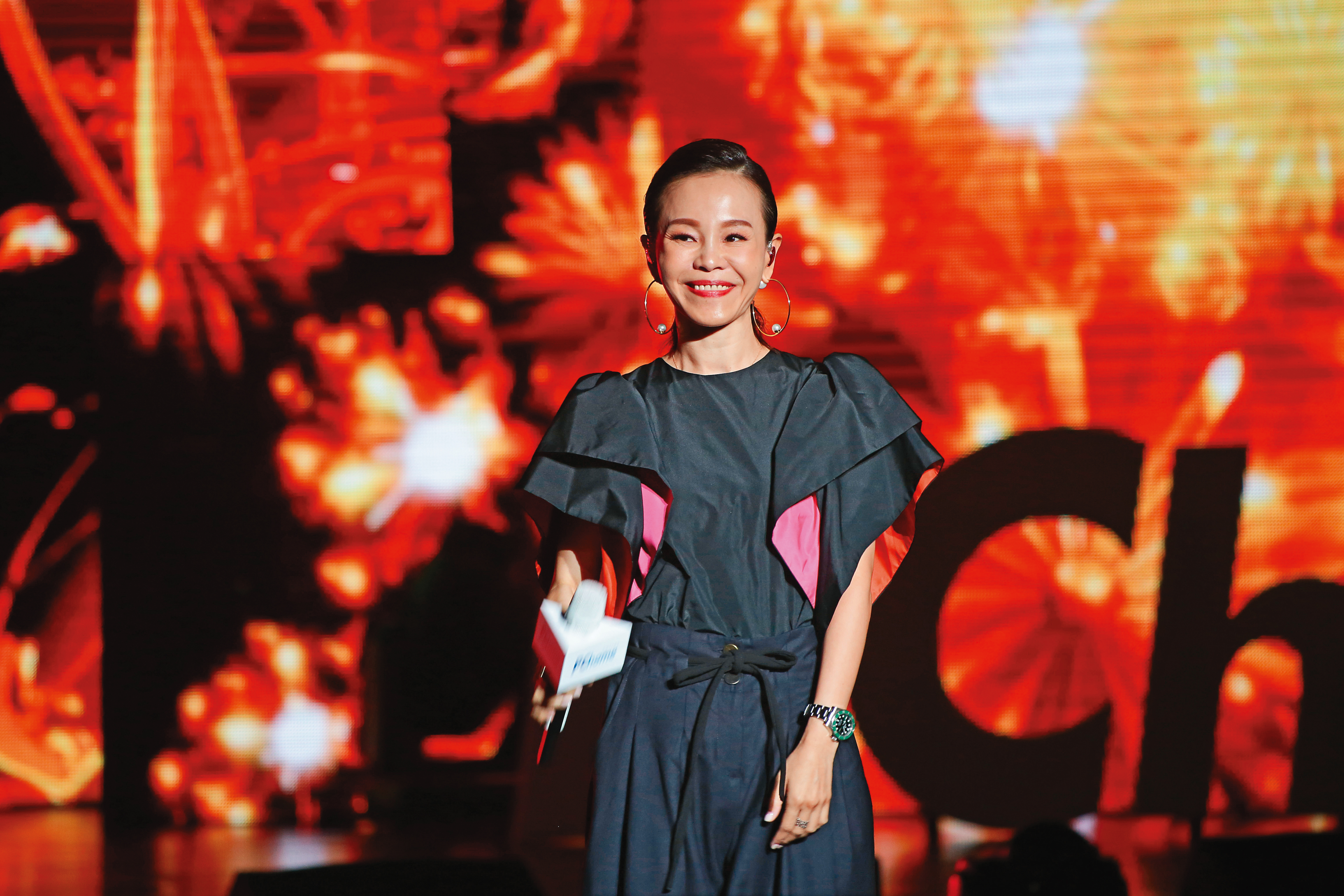 近來發行新專輯《太難唱了》的彭佳慧，曾表示自己是個樂觀的人。