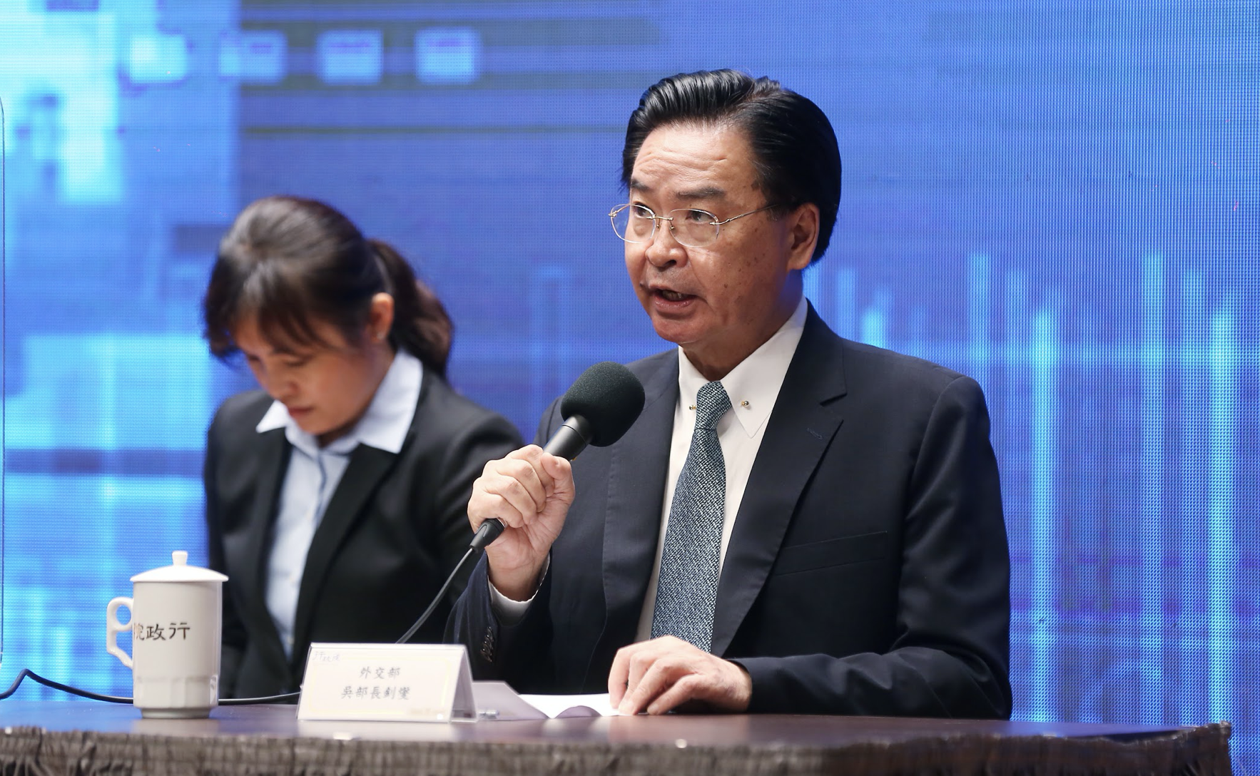 中國外交部發言人華春瑩稱已妥善安排台灣參與全球衛生事務。讓我國外交部長吳釗燮（圖）於推特回擊「無恥的謊言」。（資料照）