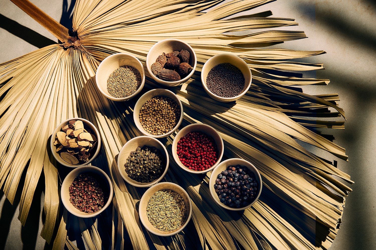 花椒、孜然、茴香、杜松子、粉紅胡椒、黑芥末籽與香菜籽等香料成為本季菜色主軸。（The Tavernist提供）