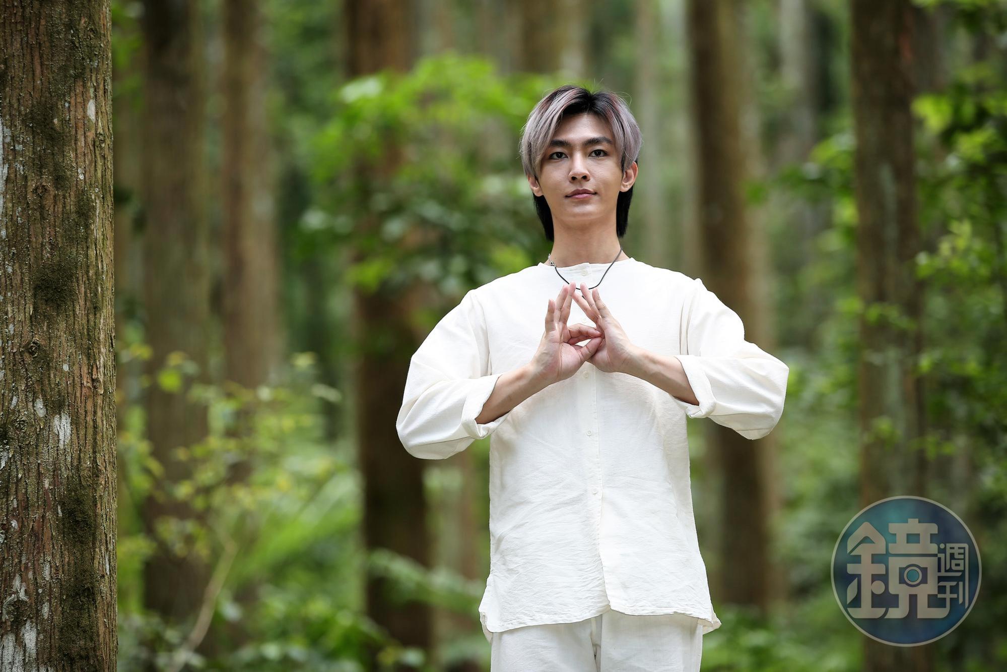 炎亞綸透露已經報名要接種武漢肺炎(亦稱新冠肺炎,COVID-19)疫苗。