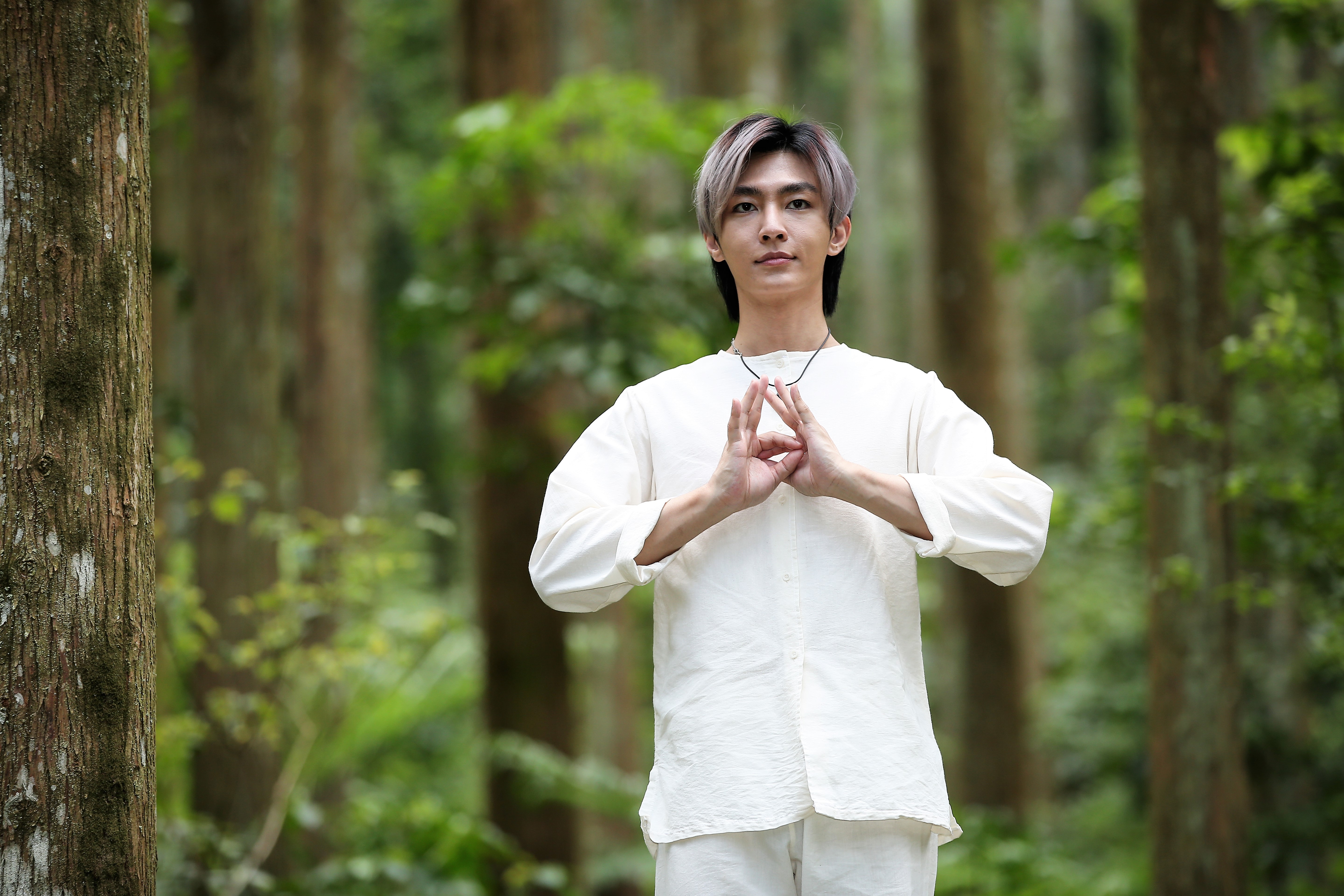炎亞綸透露已經報名要接種武漢肺炎（亦稱新冠肺炎，COVID-19）疫苗。