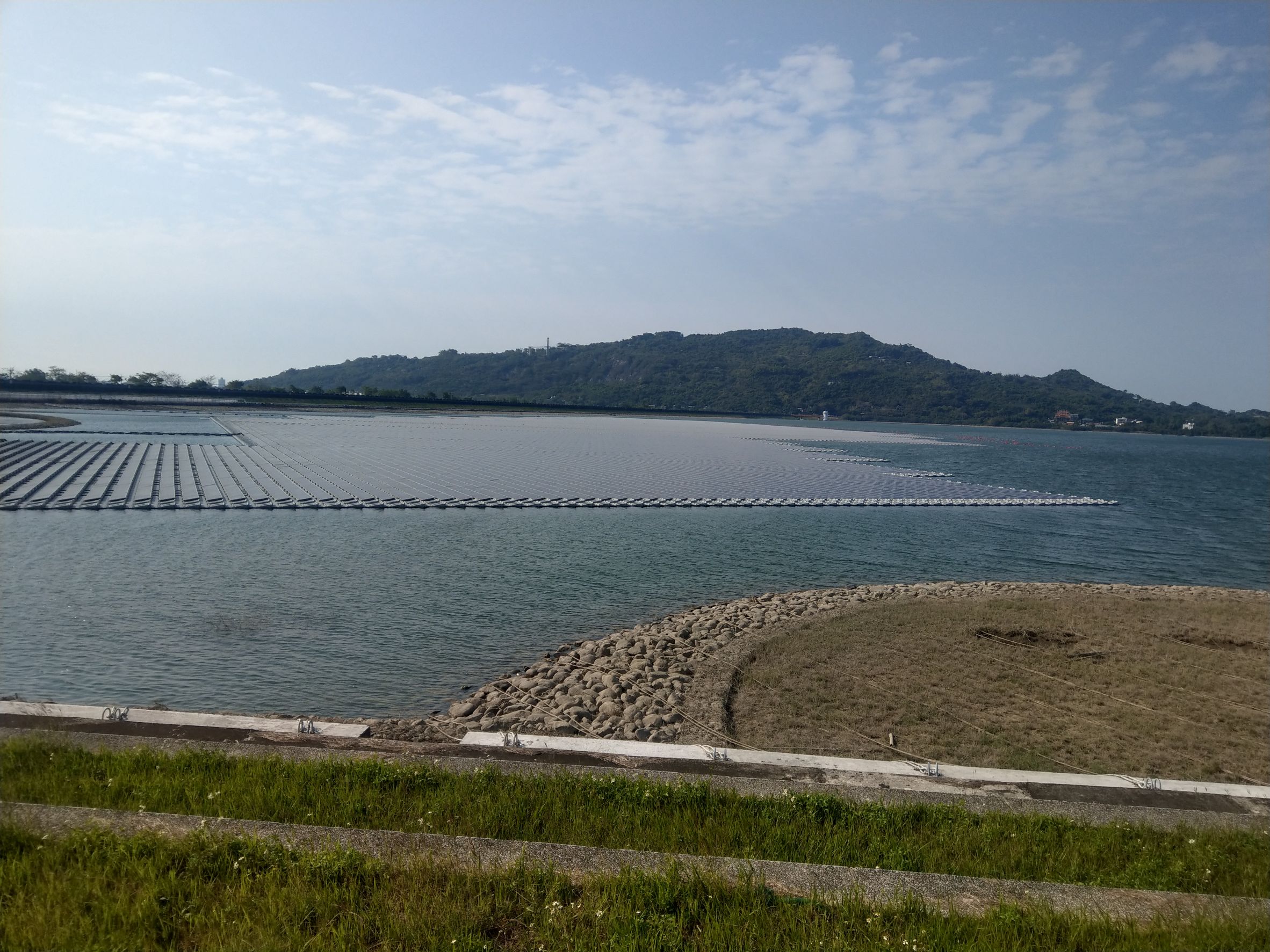 阿公店水庫位在高雄燕巢區、岡山區、田寮區交界。