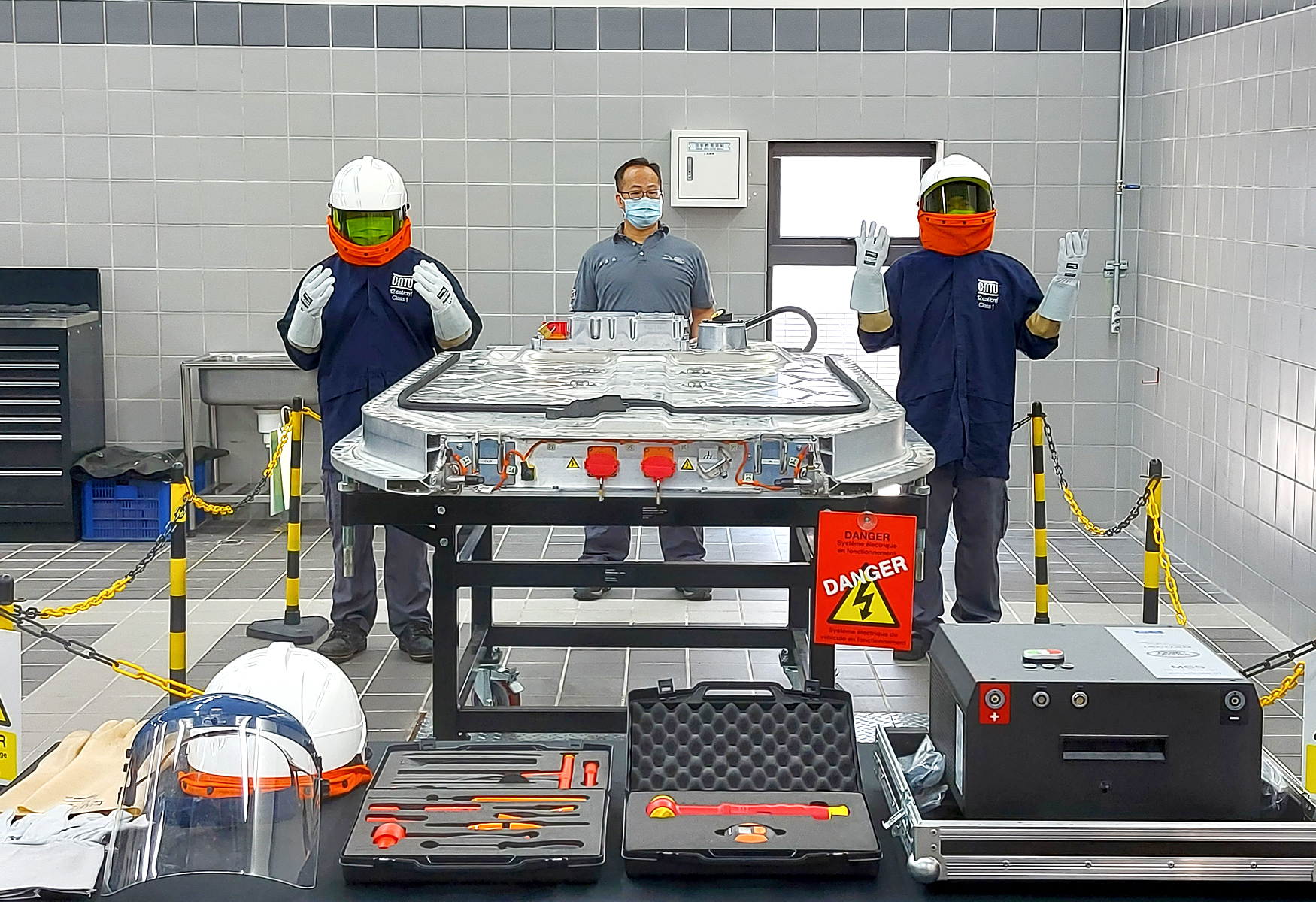 【後勤服務再升級】搶先具備完整EV車系保修能量！JAGUAR LAND ROVER 新北九和旗艦展示暨服務中心正式開幕