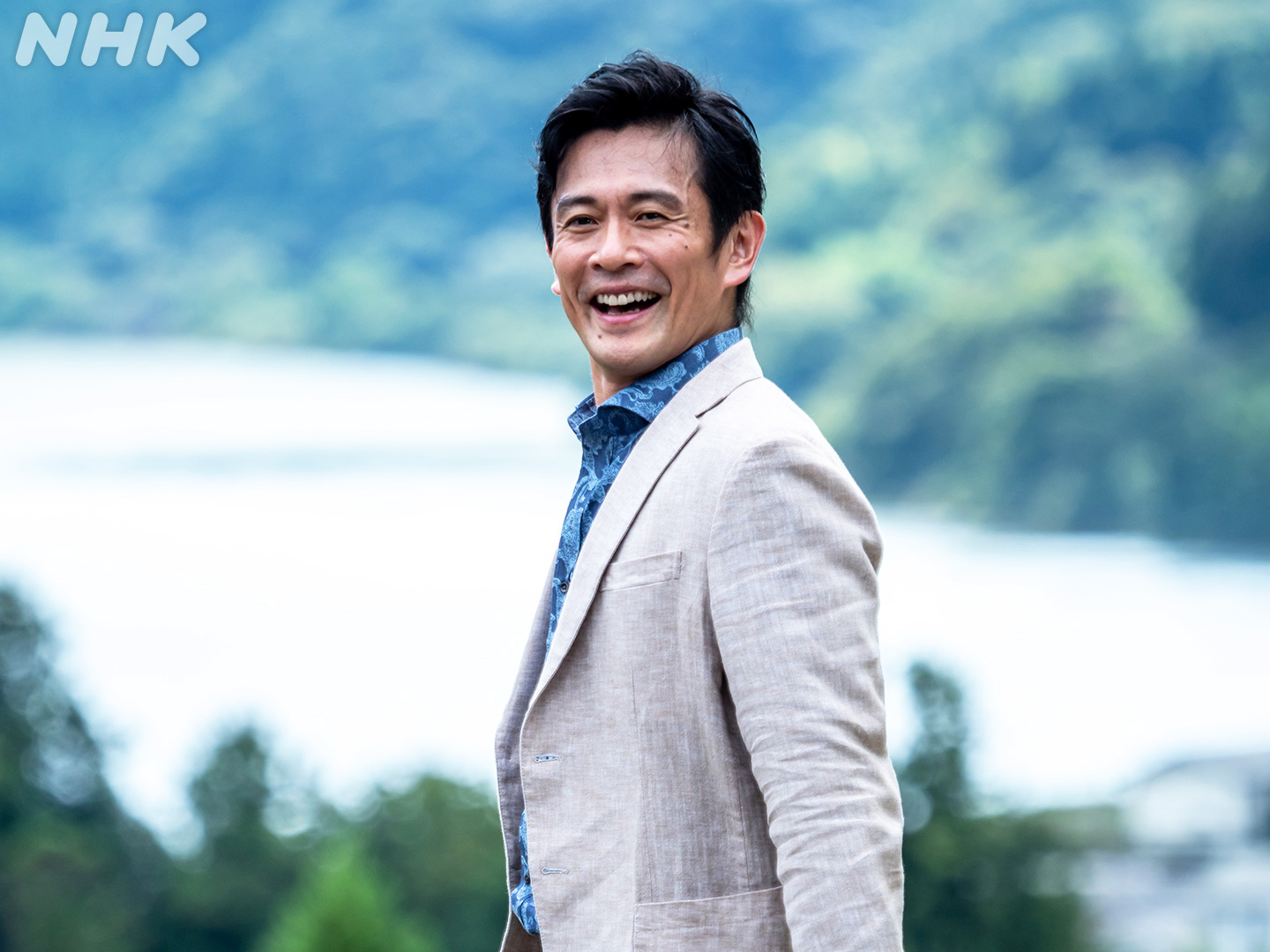 內野聖陽在即將開播的NHK晨間劇《歡迎回來百音》中飾演女主角父親。（翻攝自《歡迎回來百音》Twitter）