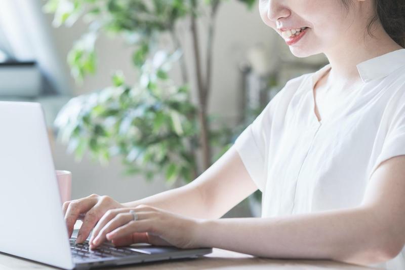 黑心直播主常用各種話術誘使觀眾抖內鉅款。（示意圖，photo-AC）