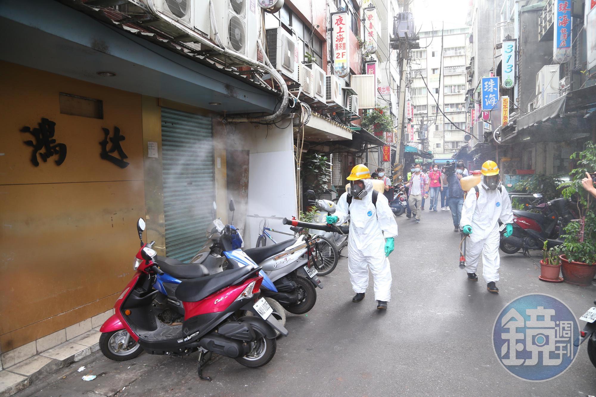 根據指揮中心調查,前獅子會傳19人並非第一個發病者,但防疫期間都未配戴口罩。