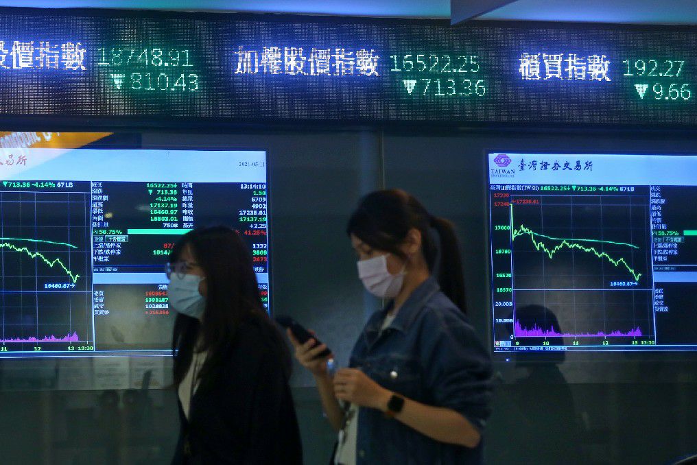 台股連日重挫，待籌碼面沉澱，有獲利支撐的個股仍將重啟漲勢。