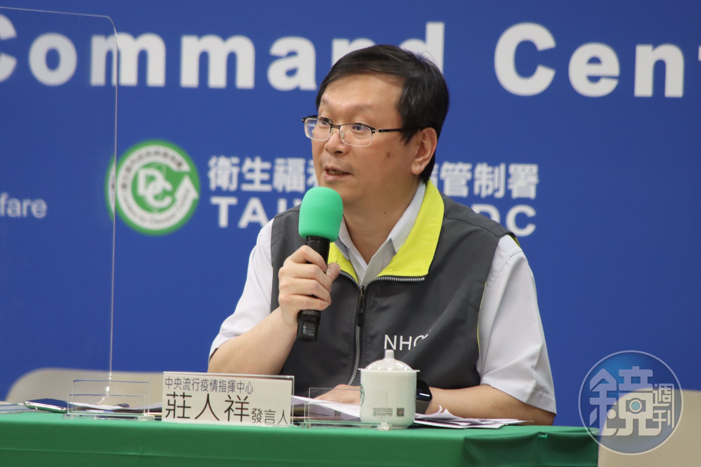 發言人莊人祥一臉尷尬回應家長爆料校排前百名學生參加晚自習一事，引發PTT網友熱議。（本刊資料照）