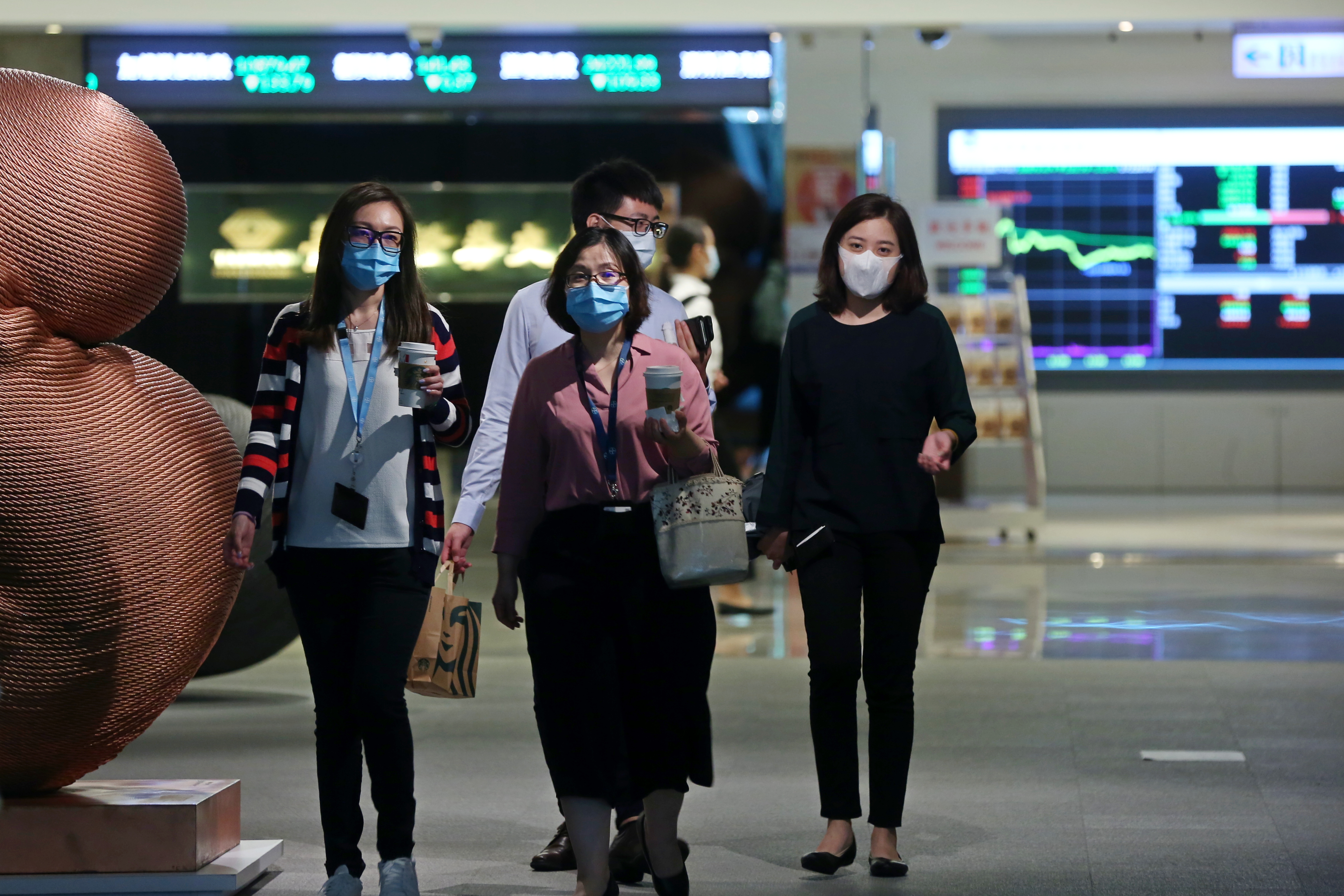 雙北市公務員明天起彈性上下班。（示意圖，本刊資料照）