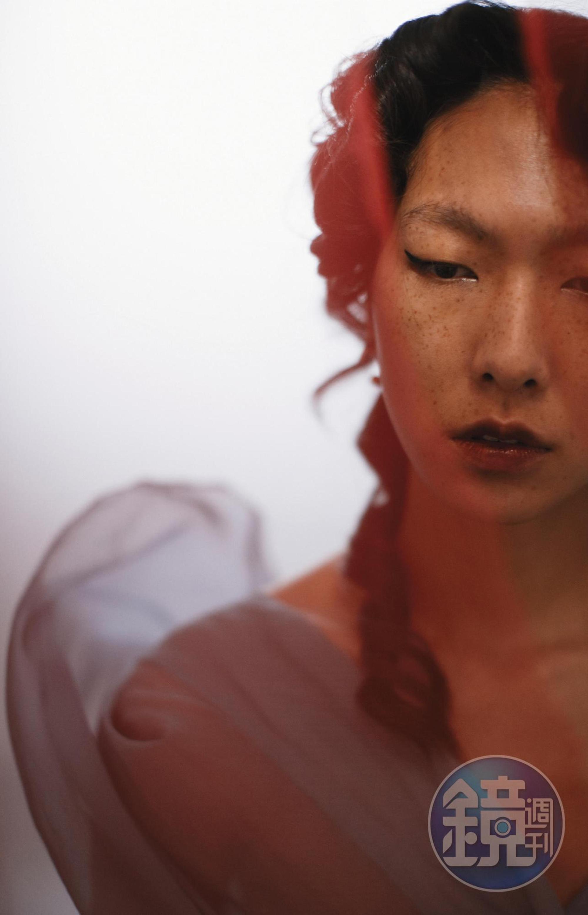 藍色雪紡紗洋裝 NT$370,000 by DIOR