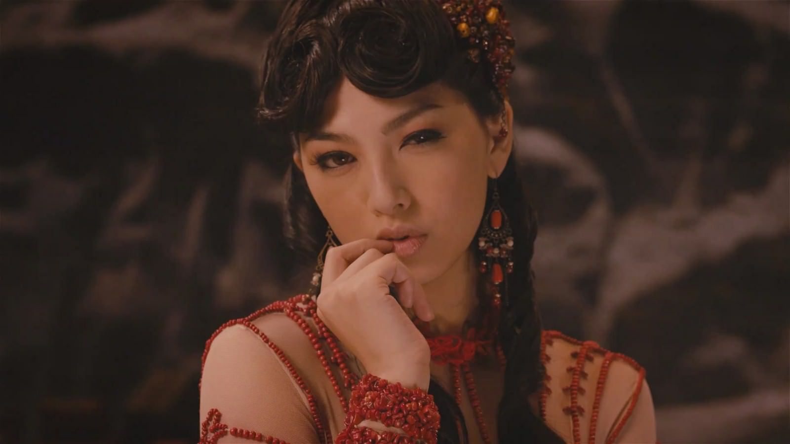 《3D肉蒲團之極樂寶鑑》上映時話題滿點，蔚為風潮。（翻攝自微博）