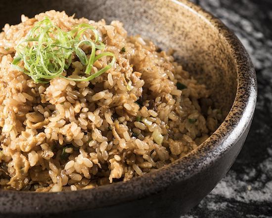 「樂軒招牌和牛炒飯」,炒得粒粒分明。(280元/份,樂軒提供)