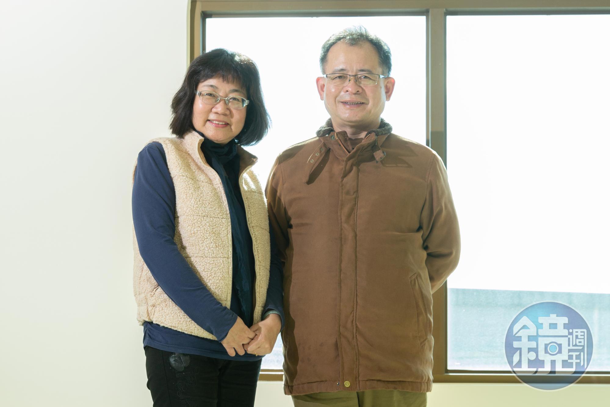 魏郁蓁（左）在夫婿徐國揚（右）堅持下棄商從影，今年推出首部執導的紀錄長片《阿查依蘭的呼喚》。