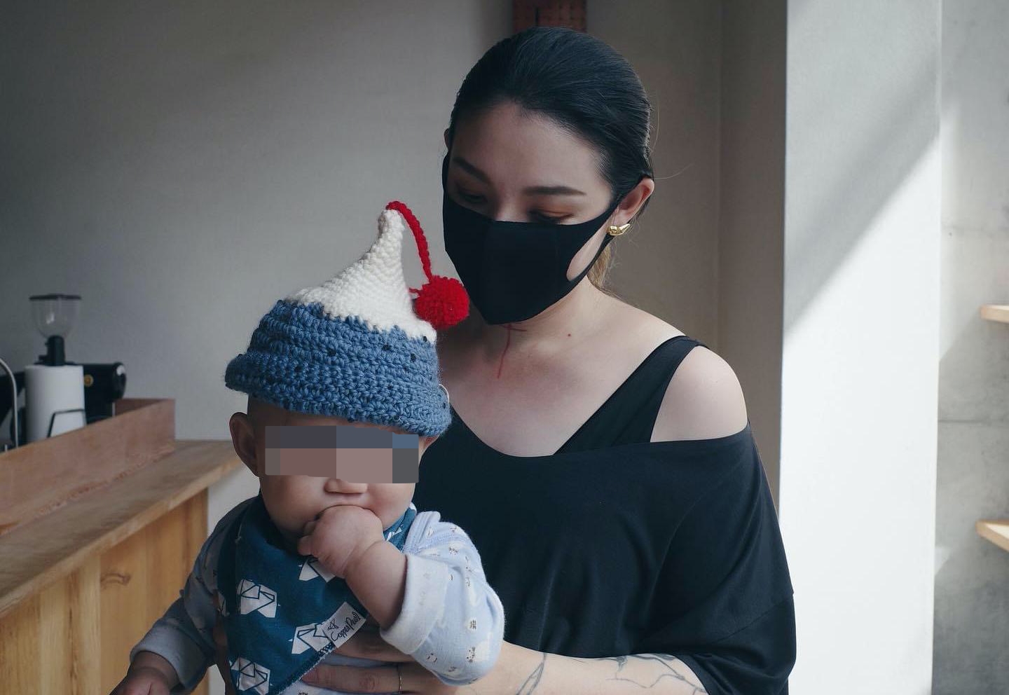 歐陽靖是旅日作家，去年帶著孩子回到台灣。（翻攝自歐陽靖IG）