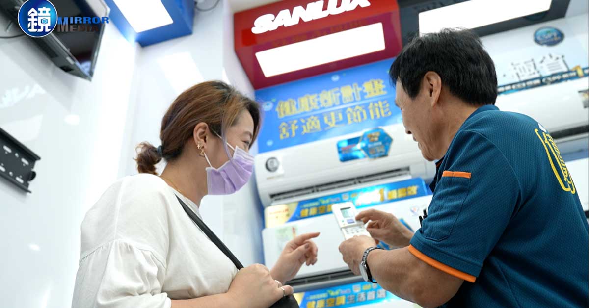 民眾挑選冷氣時也要符合防疫需求，HEPA濾網(上)可以去除懸浮微粒，截塵濾網(中)可以擋下灰塵、銀銅鈦抑菌濾網(下)可破壞病毒活性。