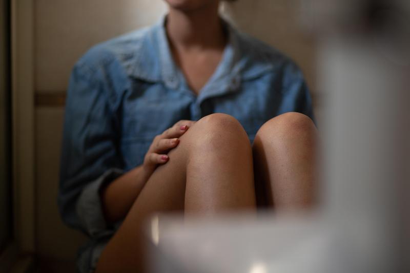 人妻誤殺丈夫，崩潰表示自己只是希望對方能夠冷靜下來。（示意圖，pexels）