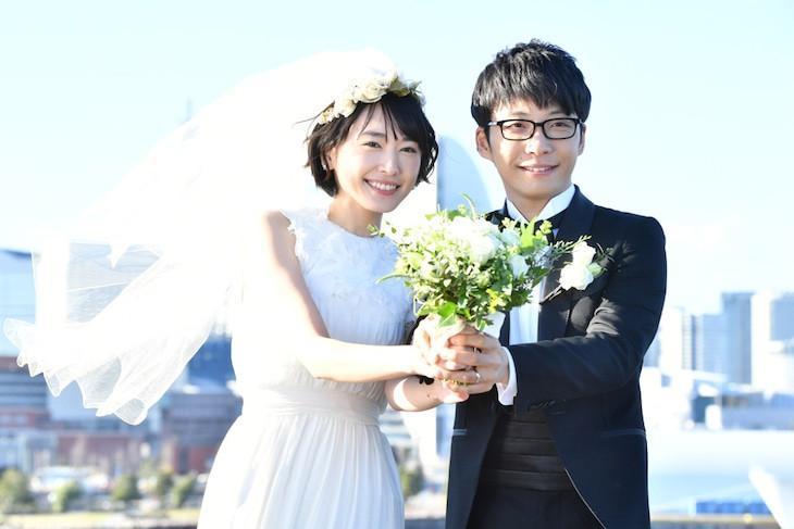 星野源與新垣結衣因《月薪嬌妻》結緣進而決定共度一生。（網路圖片）
