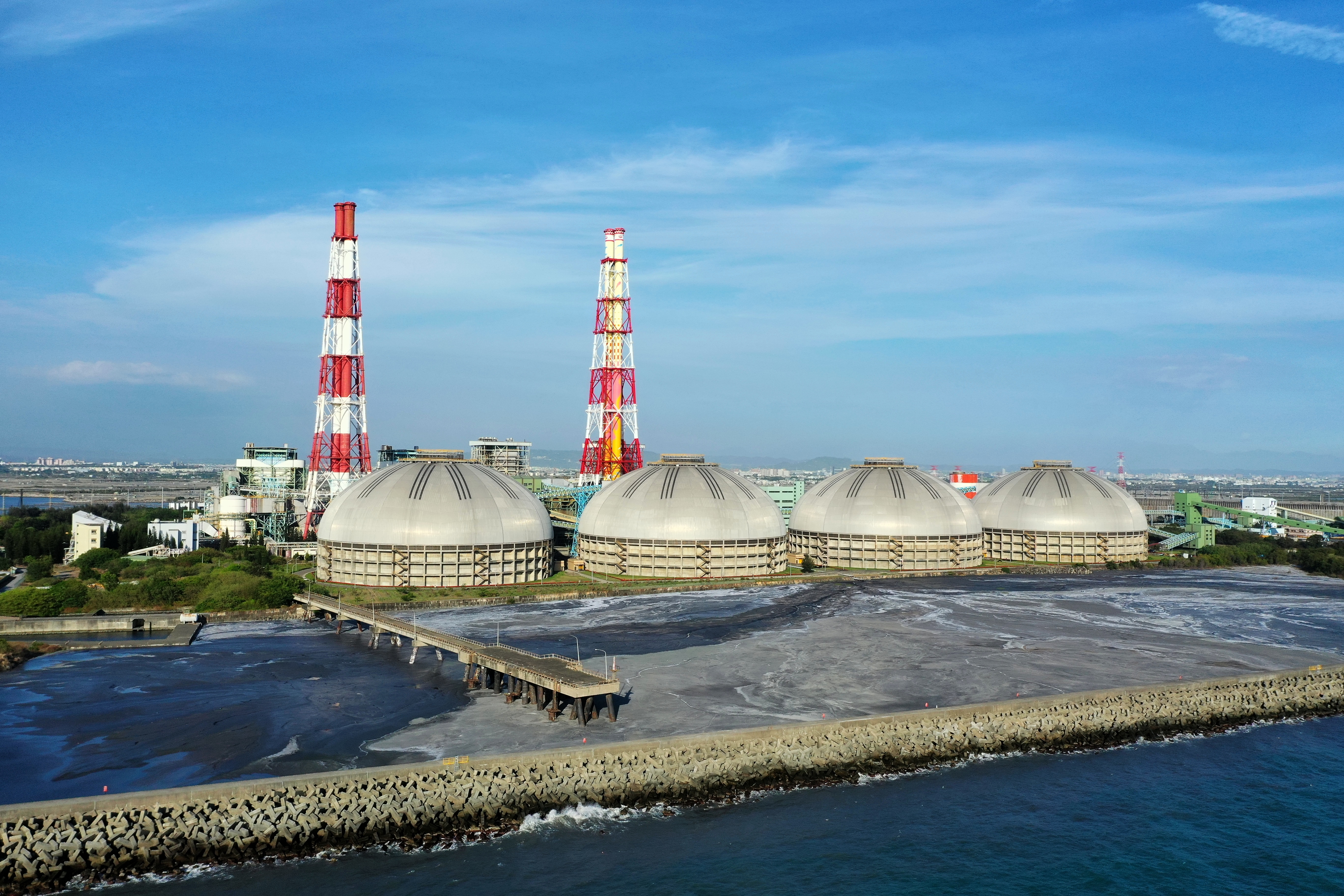 興達電廠一週內兩次跳機，為能源轉型投下變數。