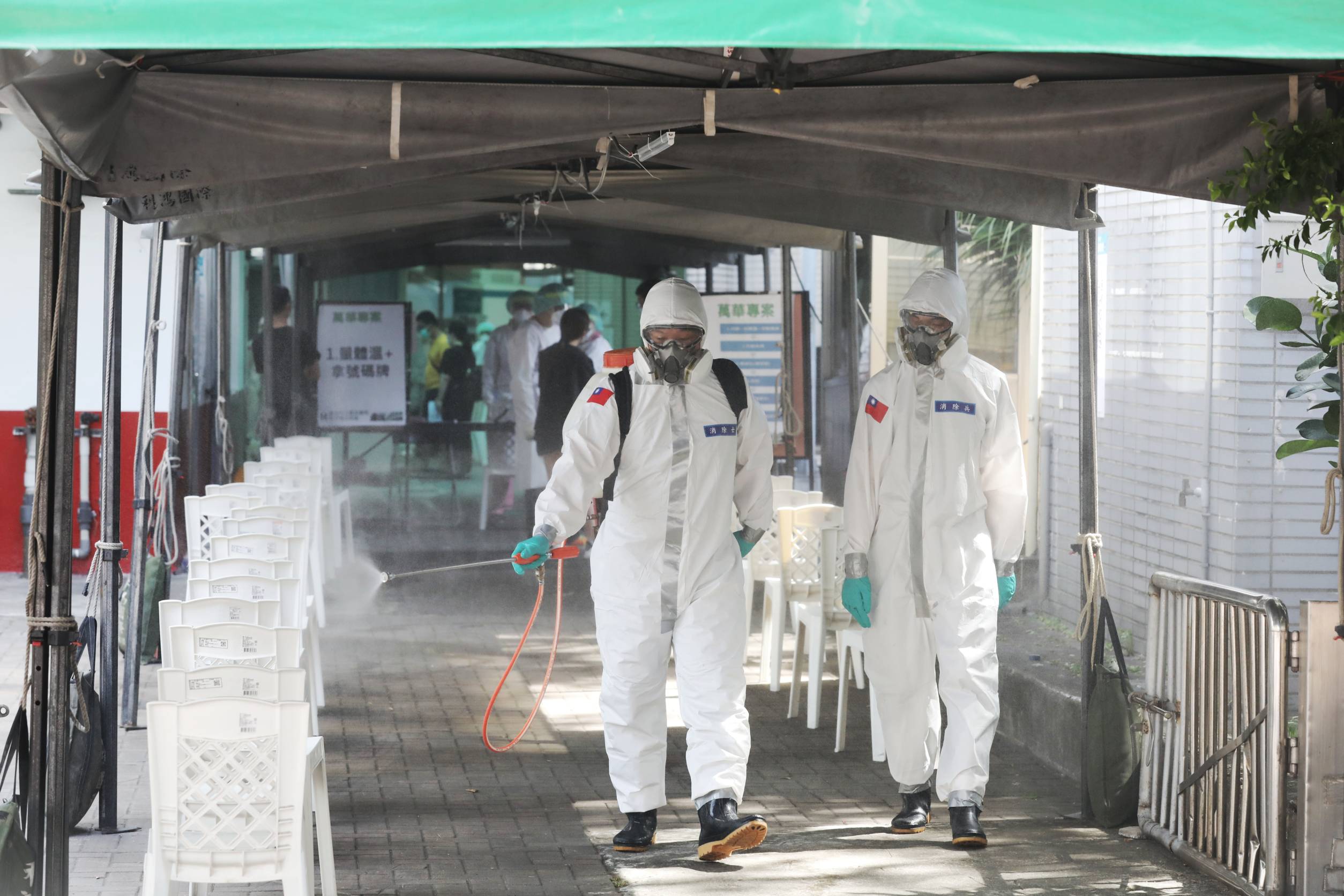 和平醫院新增3員工確診,2病患陰轉陽。
