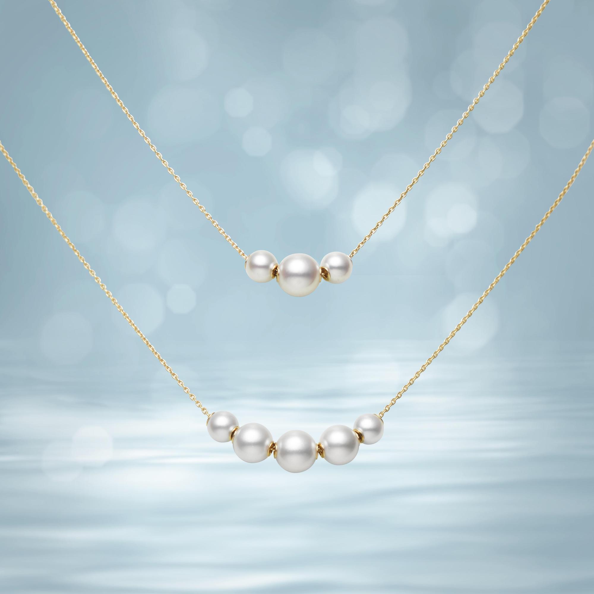 MIKIMOTO Jewels in Motion系列珍珠墜鍊，18K黃金鍊結搭配日本Akoya珍珠(尺寸約5.50-7.50mm)。三顆珍珠款式NT$44,000、五顆珍珠款式NT$56,000（MIKIMOTO提供）