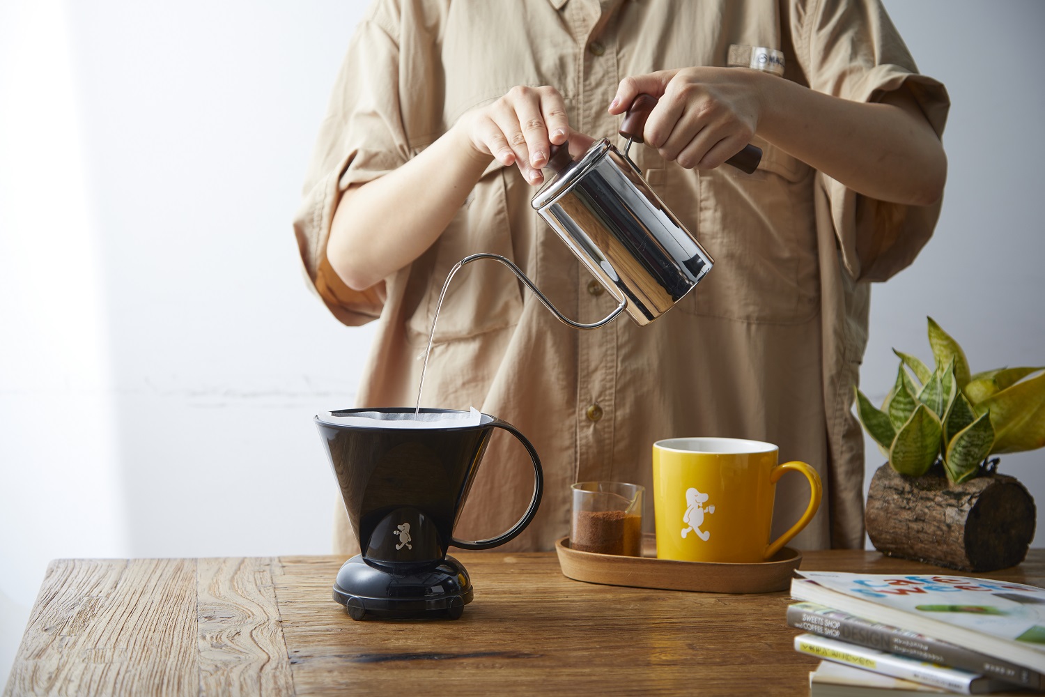 咖啡業者推出外帶外送優惠，用咖啡香陪伴大家宅家防疫。（cama café提供）