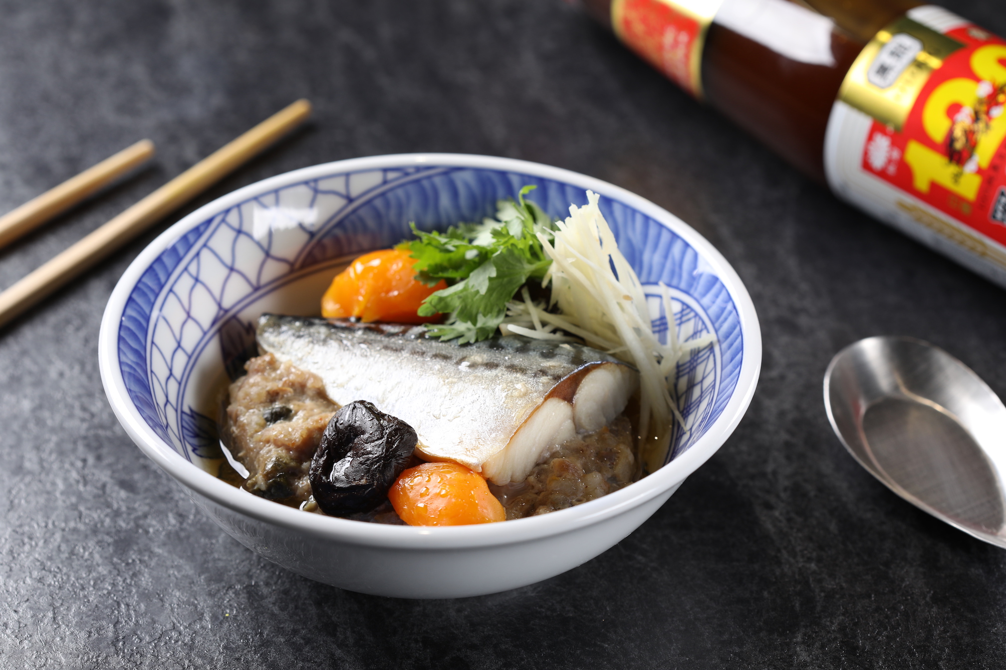 豊賀推出冷凍包「豊賀鯖魚瓜仔肉餅」，以五花肉配上碎瓜仔及鯖魚一夜干。（180元／份）