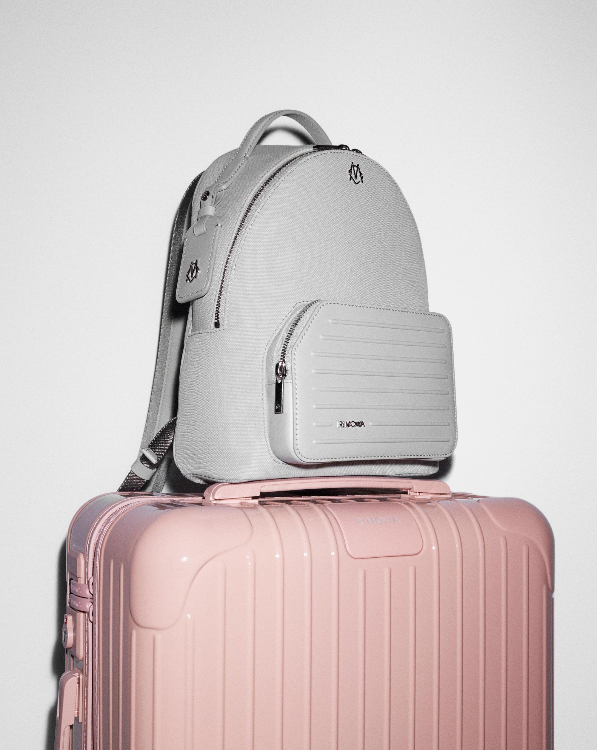 灰色Never Still Backpack Small NT$26,400 RIMOWA。(RIMOWA提供)