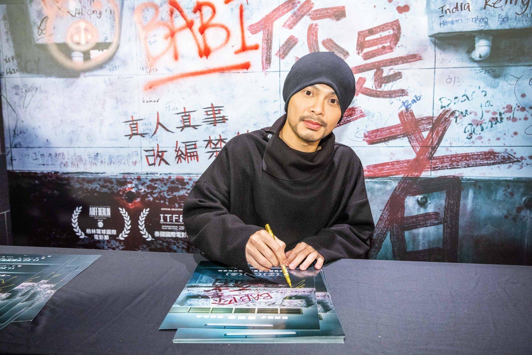 黃明志認為馬來西亞抗疫失敗,民眾為了求生也只能冒著染疫風險外出工作。(翻攝自黃明志臉書)