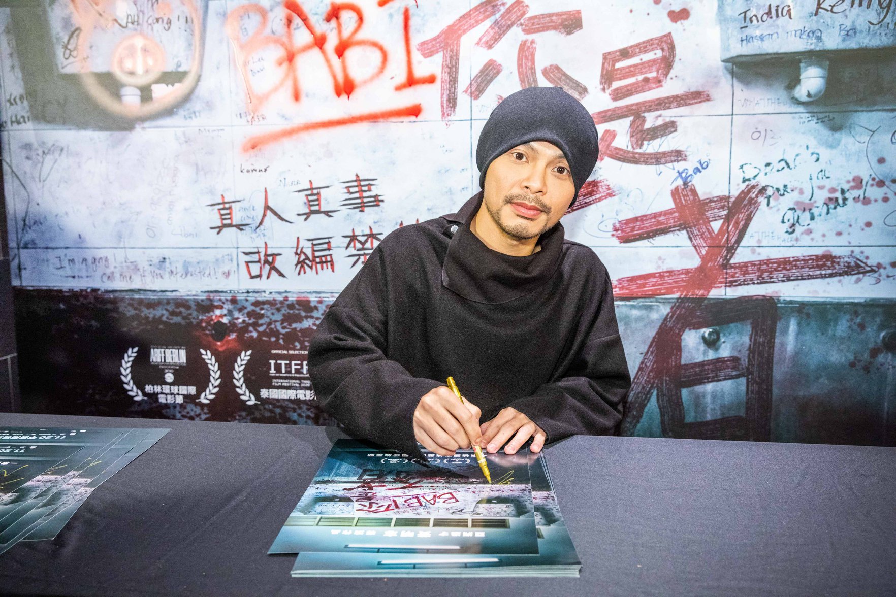 黃明志認為馬來西亞抗疫失敗，民眾為了求生也只能冒著染疫風險外出工作。（翻攝自黃明志臉書）