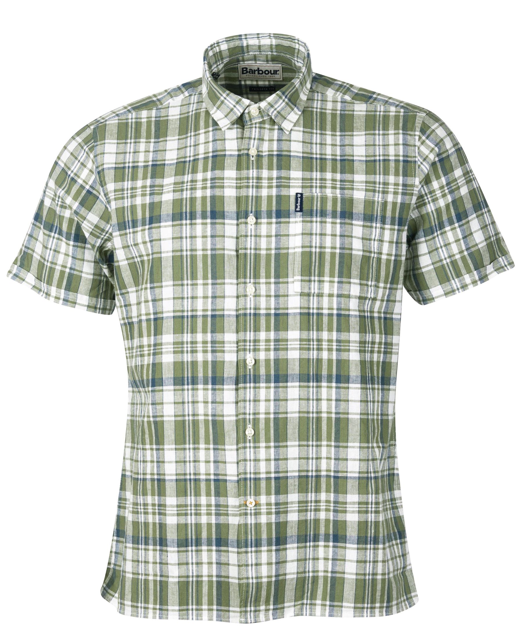 Barbour Linen Mix棉麻短袖襯衫。NT$4,300元。(台灣八木通商提供)
