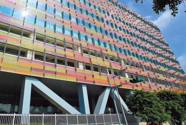 知名DRAM廠南亞科傳出有一員工確診。（翻攝南亞科技交流討論臉書）