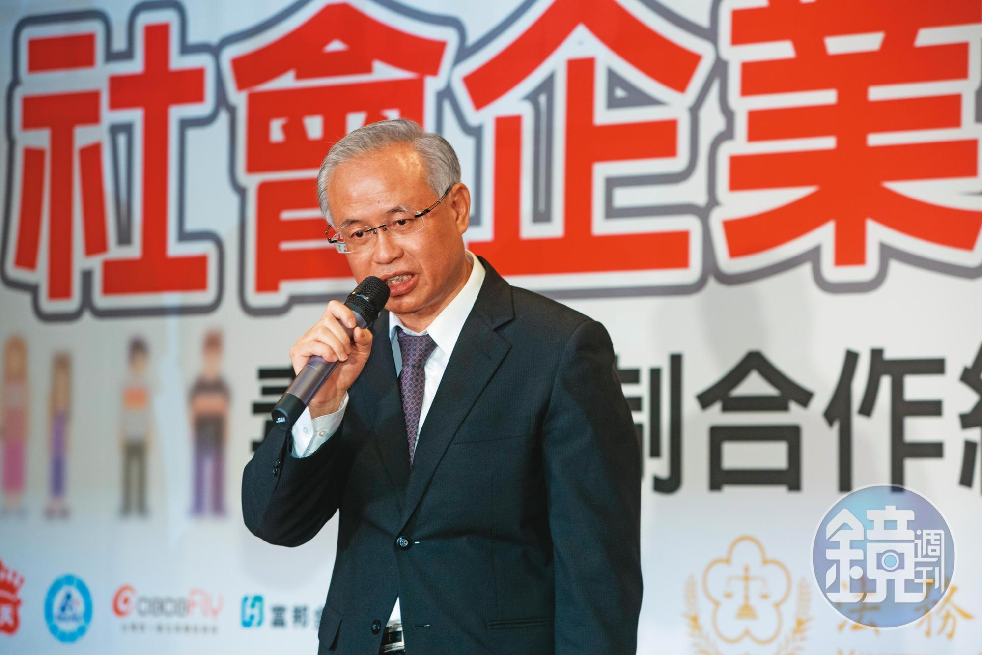 法務部次長張斗輝帶領全國檢察機關掃毒績效有成,防疫期間也不讓毒梟有機可乘。