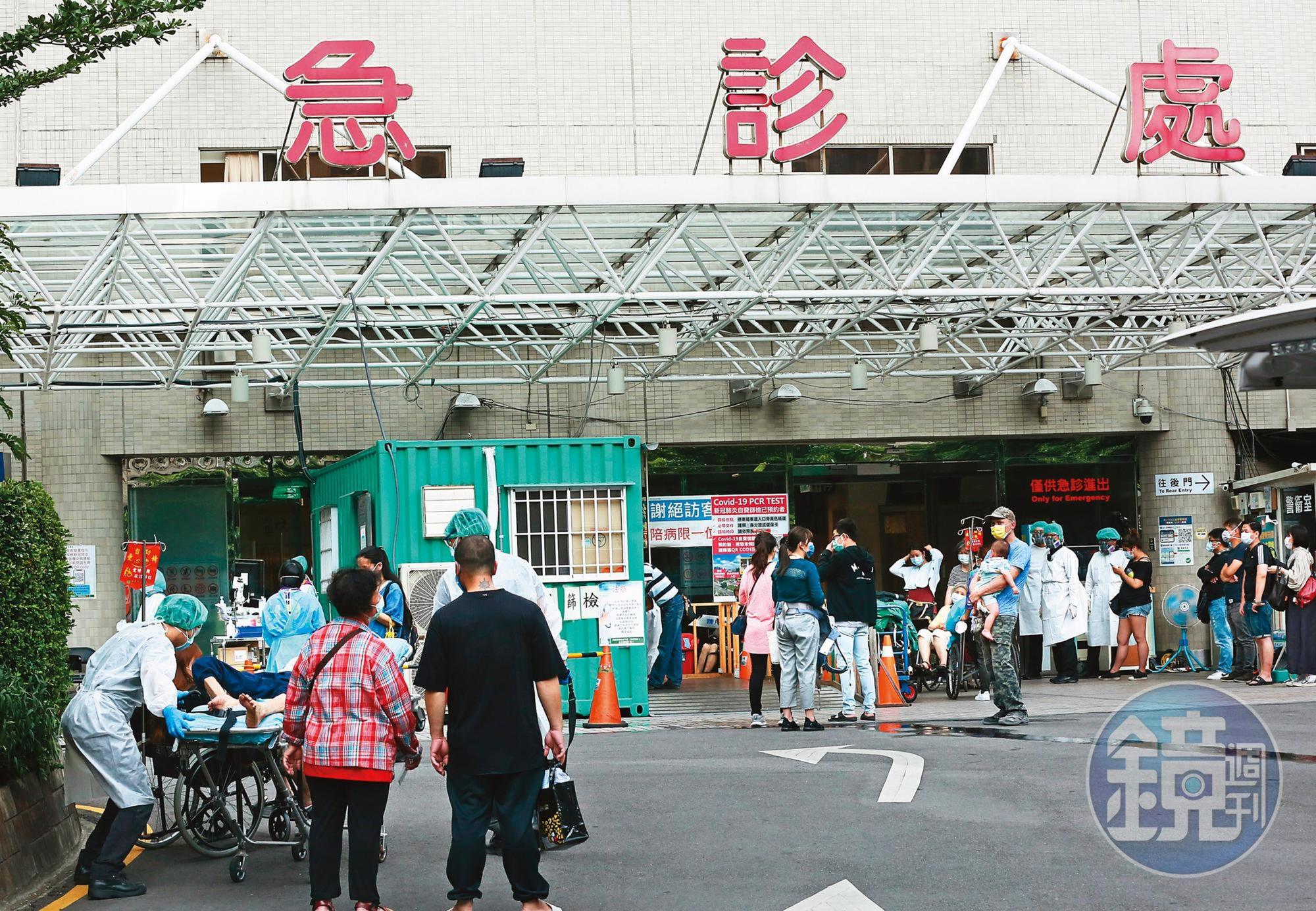 本土新冠疫情失控,截至5月21日確診人數飆破1,800人。