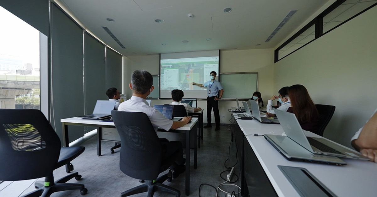 idt互動國際數位，是在地理資訊系統(GIS)軟體、智慧定位和地圖繪製領域全球市場具領導地位的 Esri 台灣區總代理商，具備專業的全產品線支援能力，在地理圖資應用上有傑出的表現。