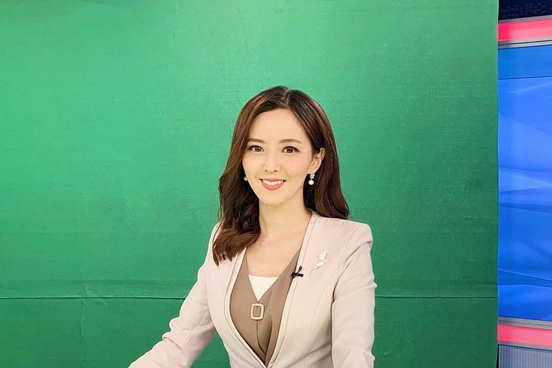 房業涵播報仍有民眾不顧疫情跑去陽明山上玩時，不禁傻眼。（翻攝自房業涵IG）