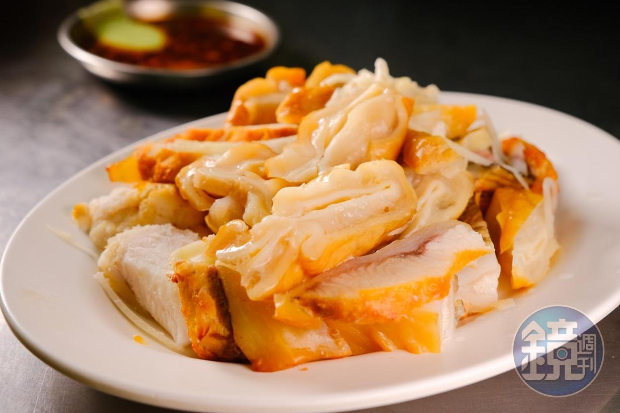 「綜合鯊魚煙」能吃得到肉與肚的部分。(200元/份)