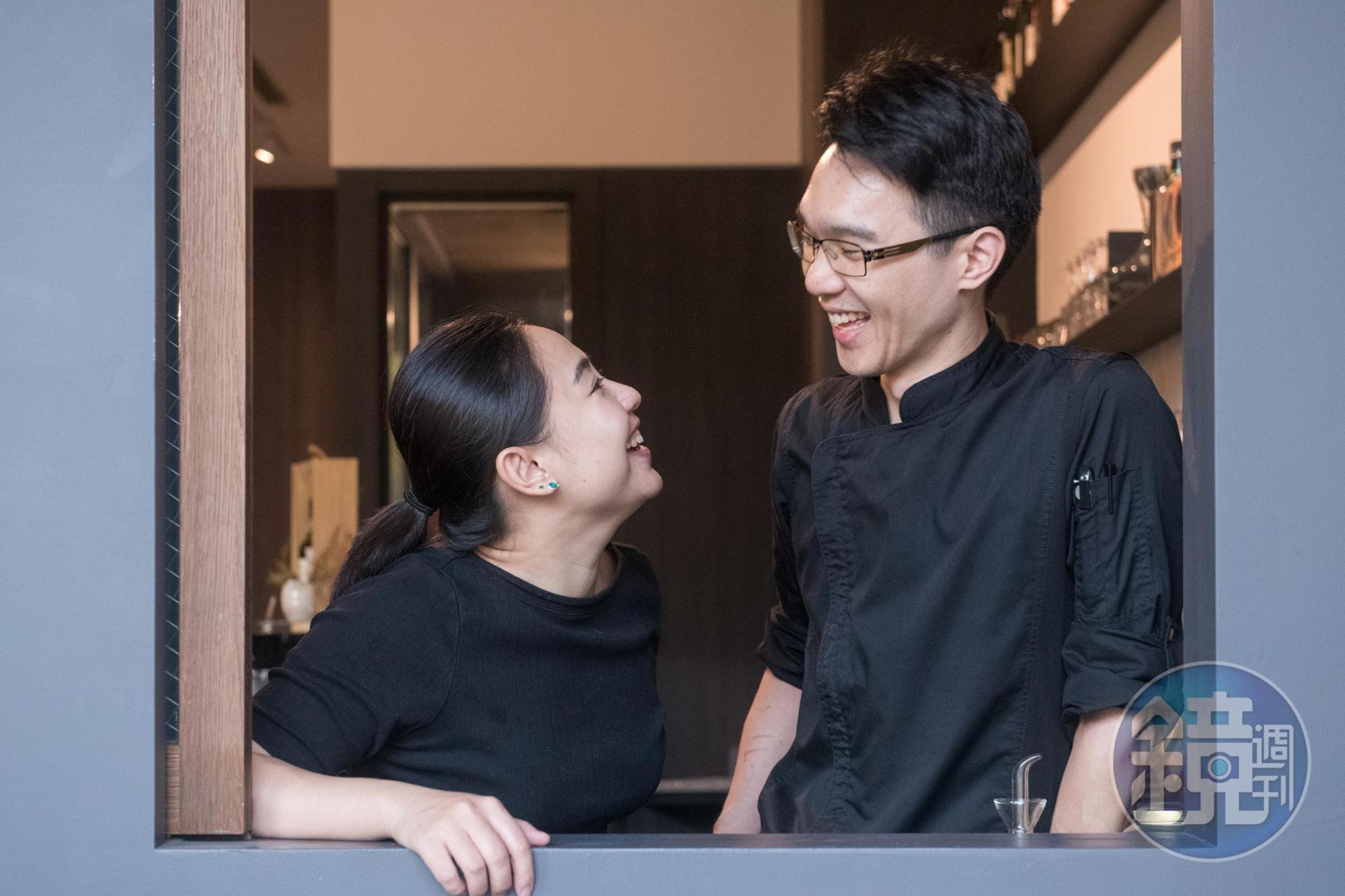 台南甜點店「Sommwhere那個那裡」段洋洋和劉兆喆這對可愛的夫妻檔,一同出國留學又一起返鄉開店。(李明宜攝)