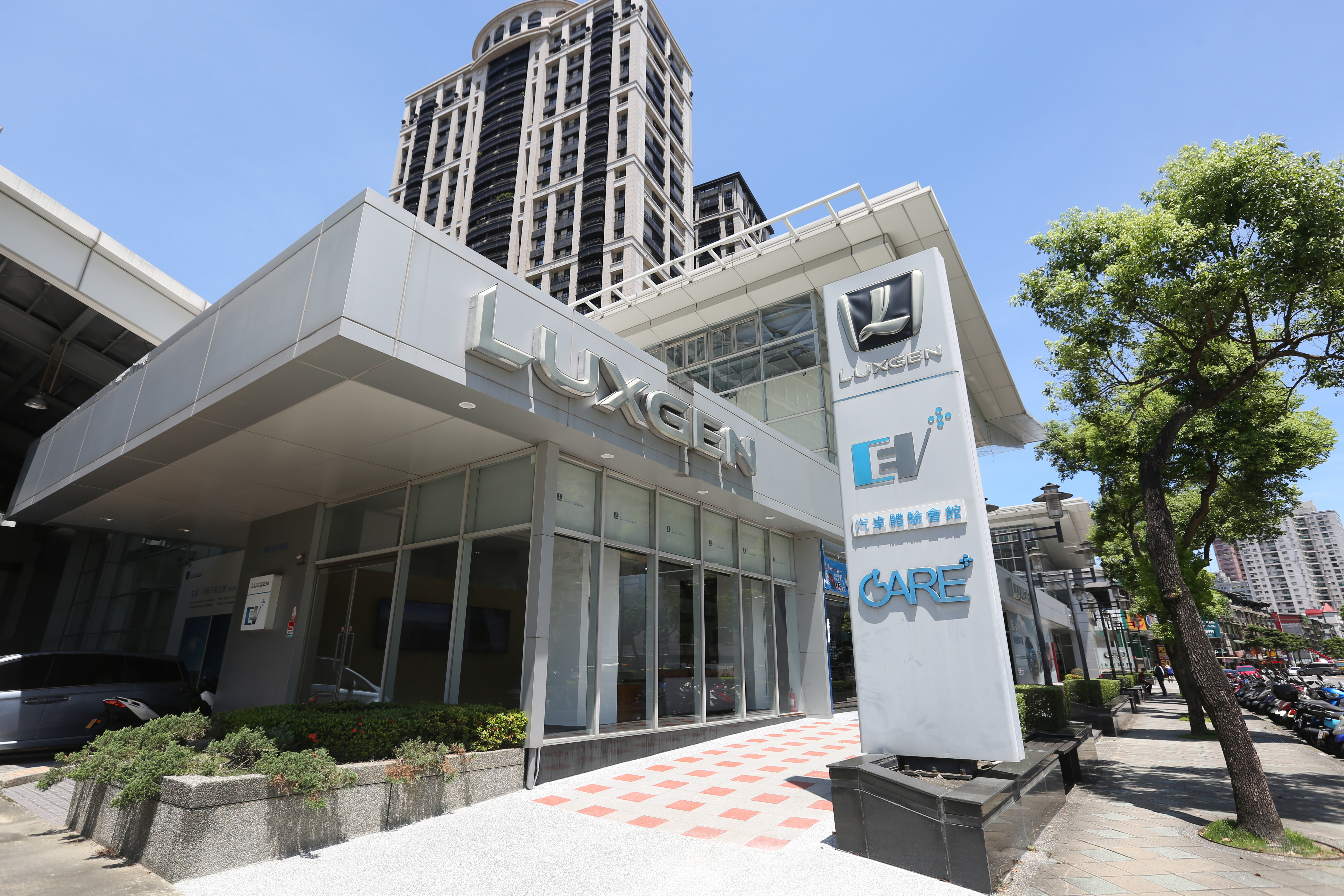 面對國內疫情進入三級警戒，裕隆集團表示確實會影響人流與銷售，但實際情況仍需觀察，目前仍預估今年國內車市仍可達42.7萬台，比去年小幅衰退。（本刊資料照）