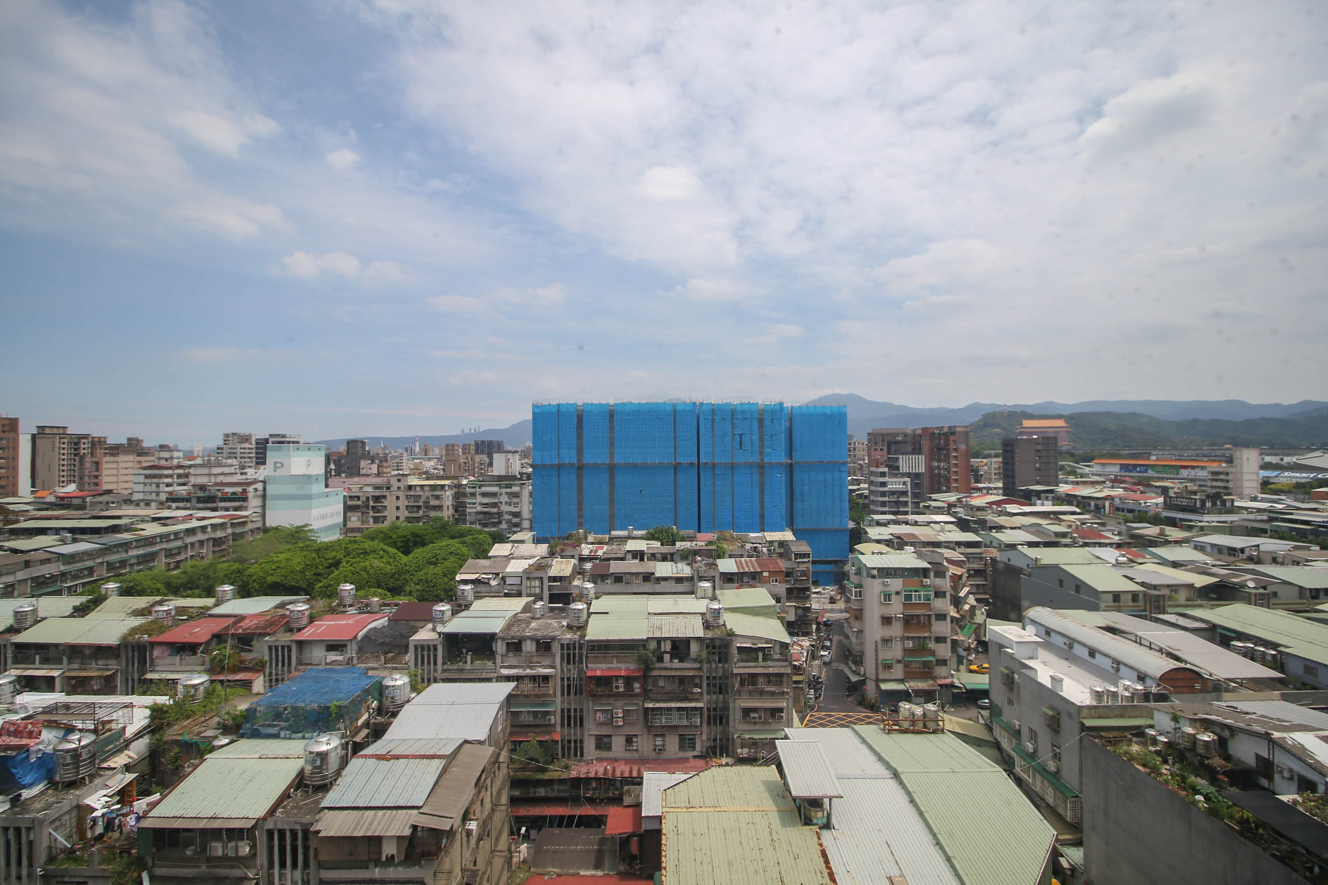 台北市大同區發展較早、屋齡偏老，近年來都更及危老案件陸續完工，是近一年台北市點閱量增幅排名第一的行政區。