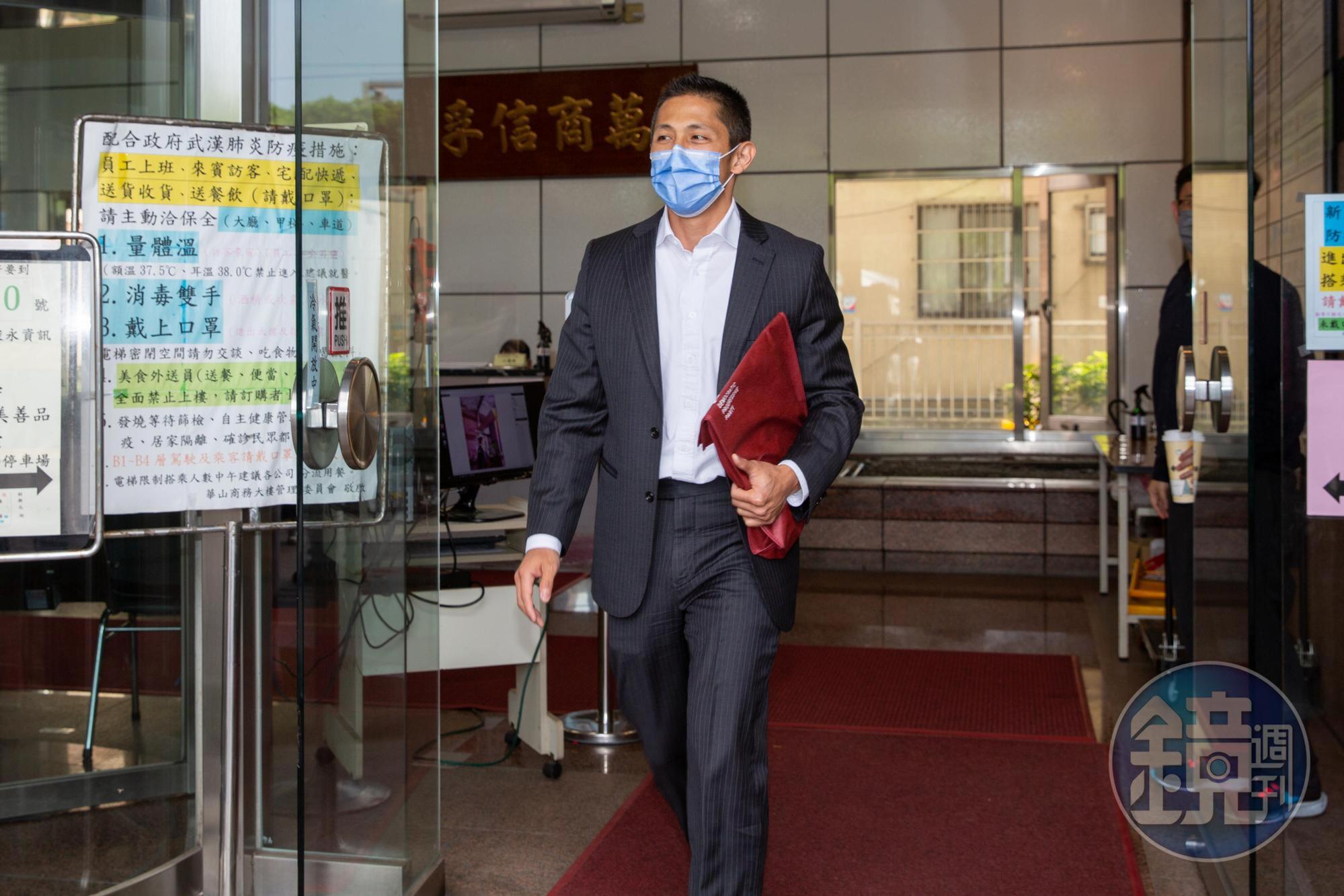 不少中小企業及攤商生意受到疫情影響，吳怡農於臉書透露，今天立法院將討論下一波的紓困方案。（本刊資料照）