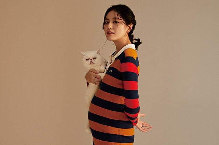 小蠻懷孕七個月，因喝冰飲被粉絲私訊勸導。（翻攝自小蠻臉書）