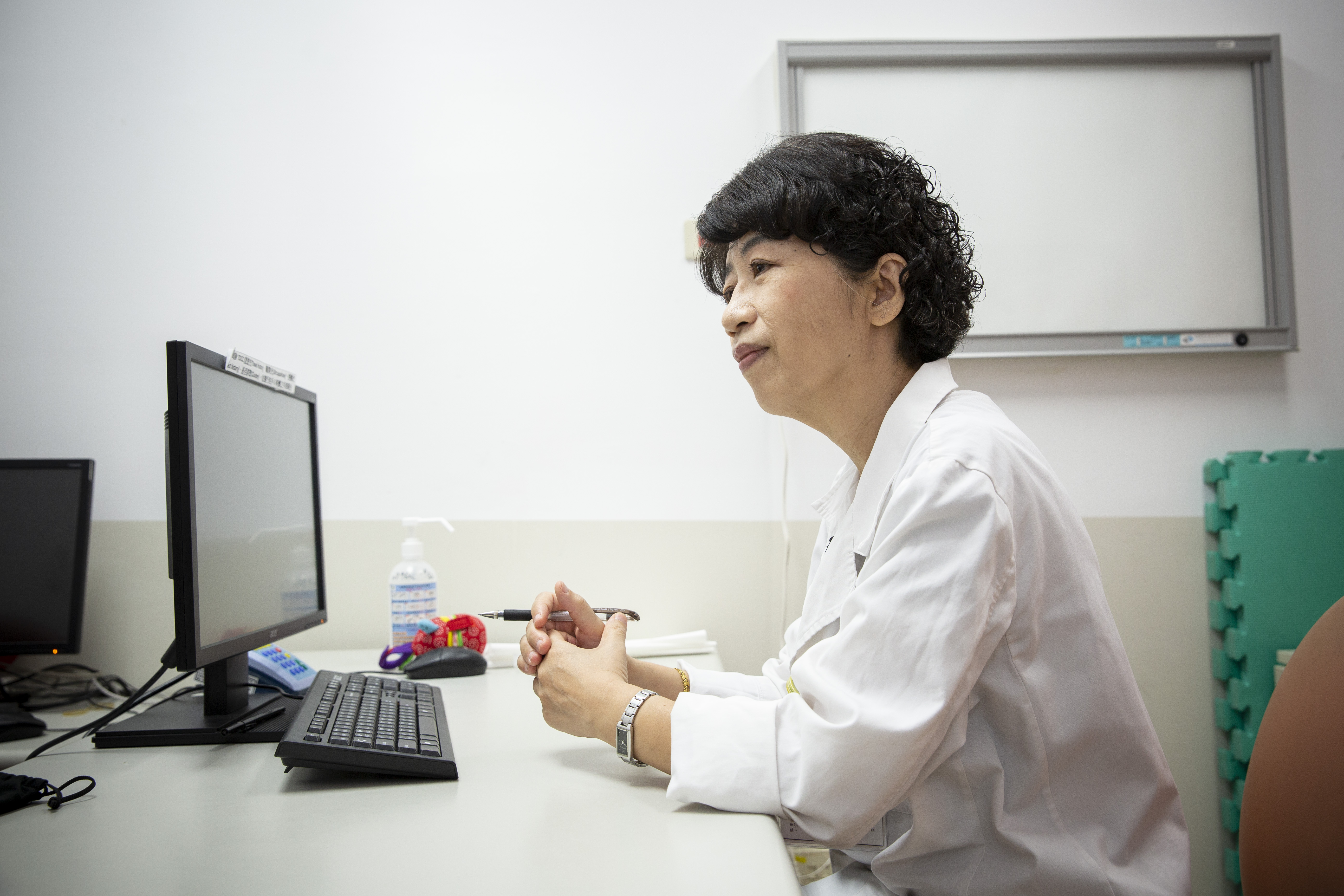 陳佩琪臉書po文，憂慮若大規模施打二期的疫苗，「台灣就變成一個最大的二期加三期的人體實驗場。」（本刊資料照）