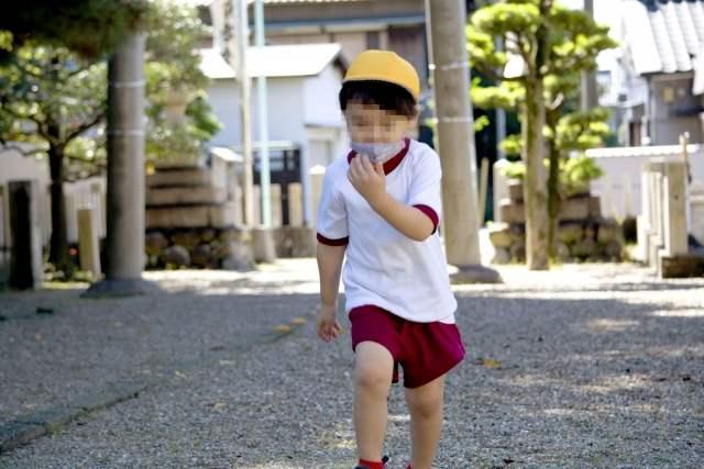 日本一名小學男童體育課戴口罩跑步後突然猝死。（示意圖，photo-AC）