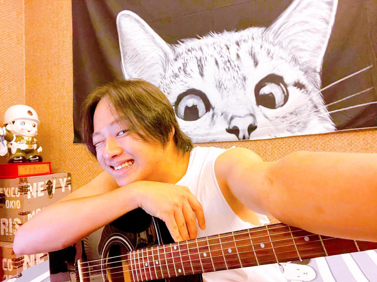 睽違5年，賴銘偉將發行全新台語創作單曲〈萬年香火〉。（星光娛樂提供）