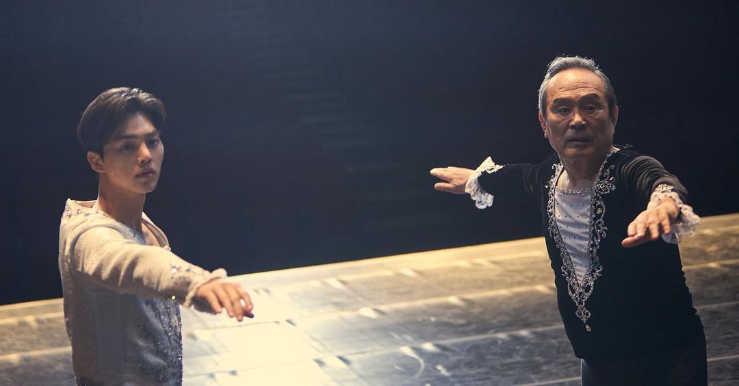 《如蝶翩翩》結局中宋江（左）和朴仁煥的合作演出逼哭大批觀眾。（翻攝自IG@dancing_duck70）