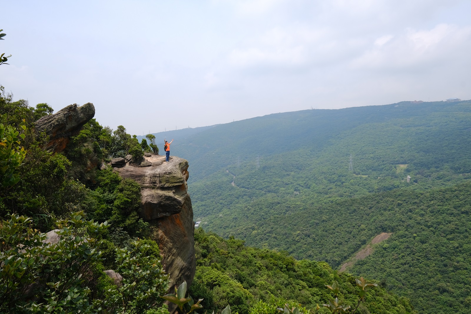 新山雖然海拔不高，但卻有著大山的氣勢。