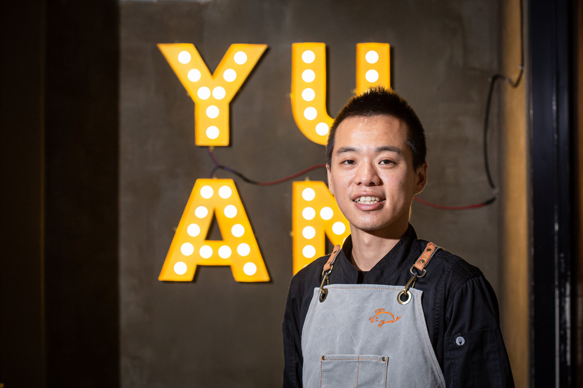 台中「元YUAN」餐廳主廚蕭淳元做菜無框架，繼意麵之後，這次特別研發咖哩。